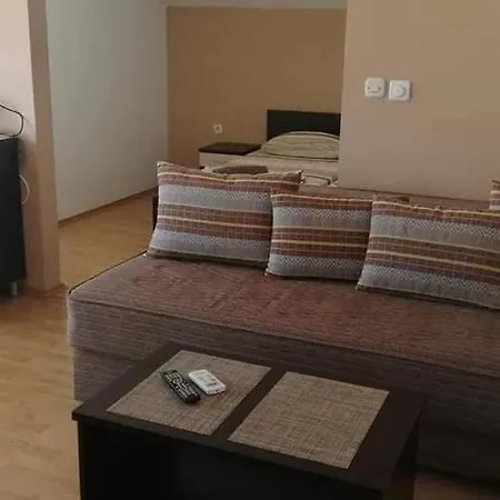 House Kostoski Homestay *